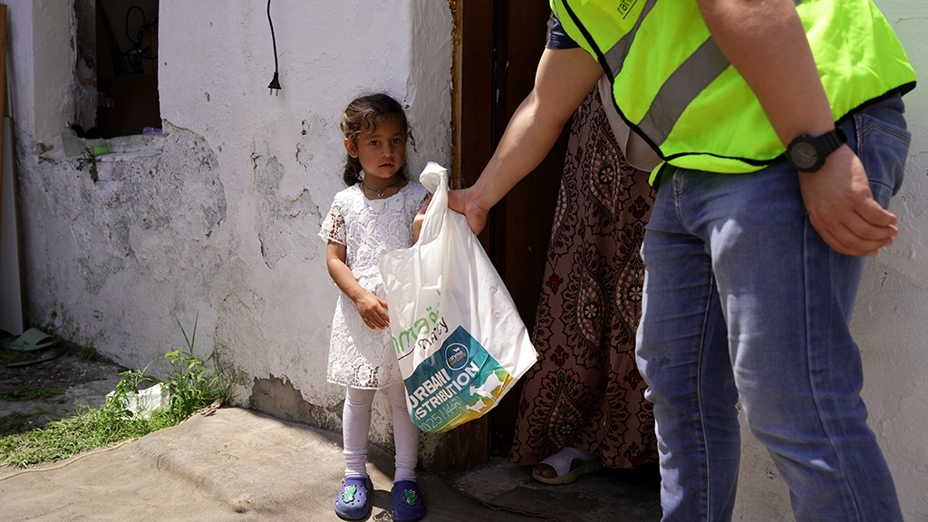 Qurbani distribution